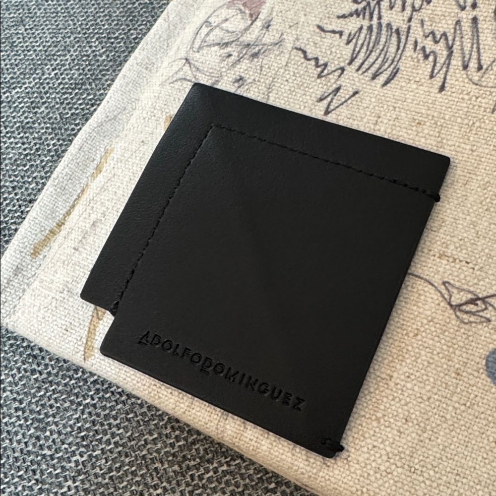 Adolfo Dominguez NWT linen canvas clutch handbag in cream with abstract designs - Picture 3 of 7